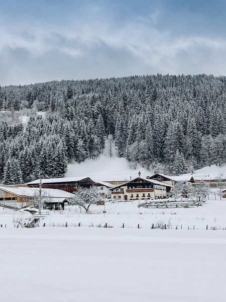 Bauernhofurlaub Sinnhubgut in Altenmarkt, Zauchensee - Außenaufnahme im Winter