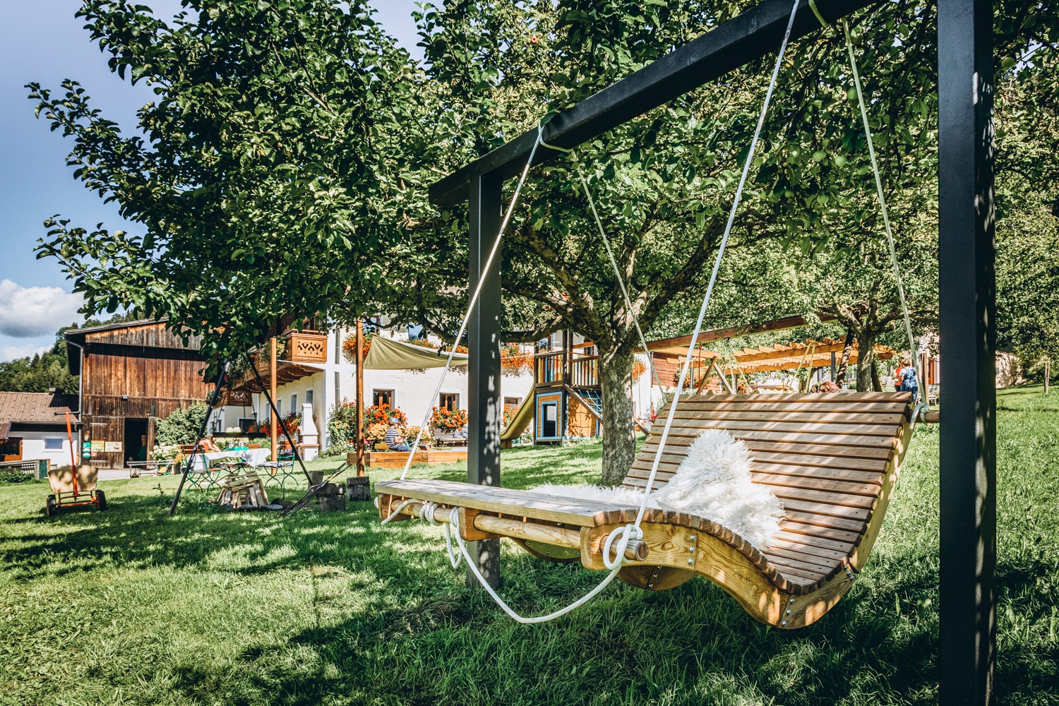 Gemülicher Outdoorbereich für Familien - Bauernhofurlaub Sinnhubgut in Altenmarkt-Zauchensee | Österreich